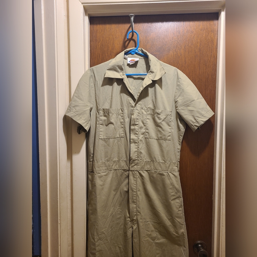Dickies Mens Coveralls, Long, Chest Size 40, Pre-owned, Stains And Wear